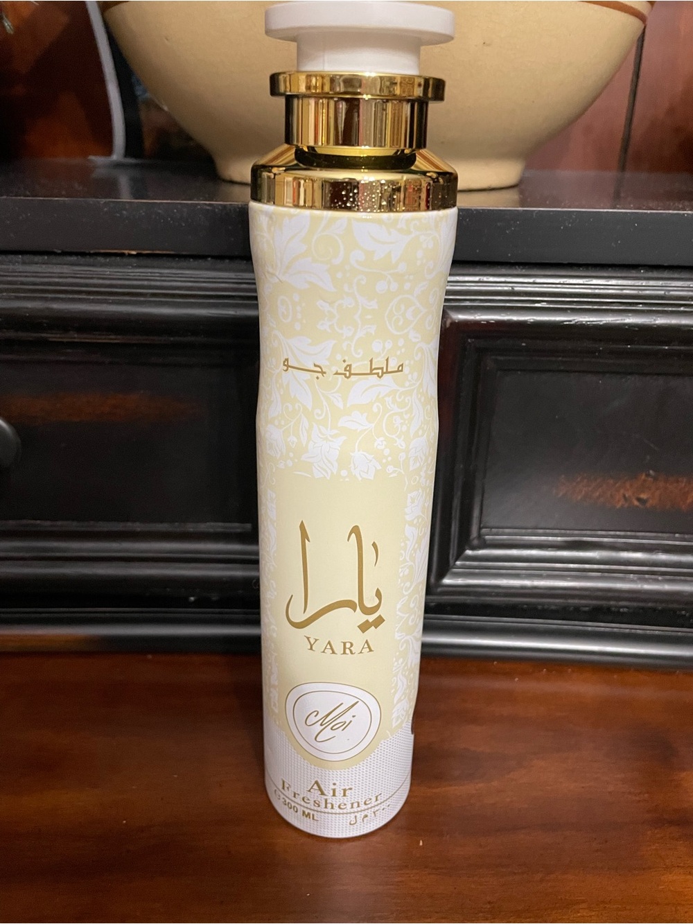 Yara Moi Air Freshener Spray - Cream & Gold new